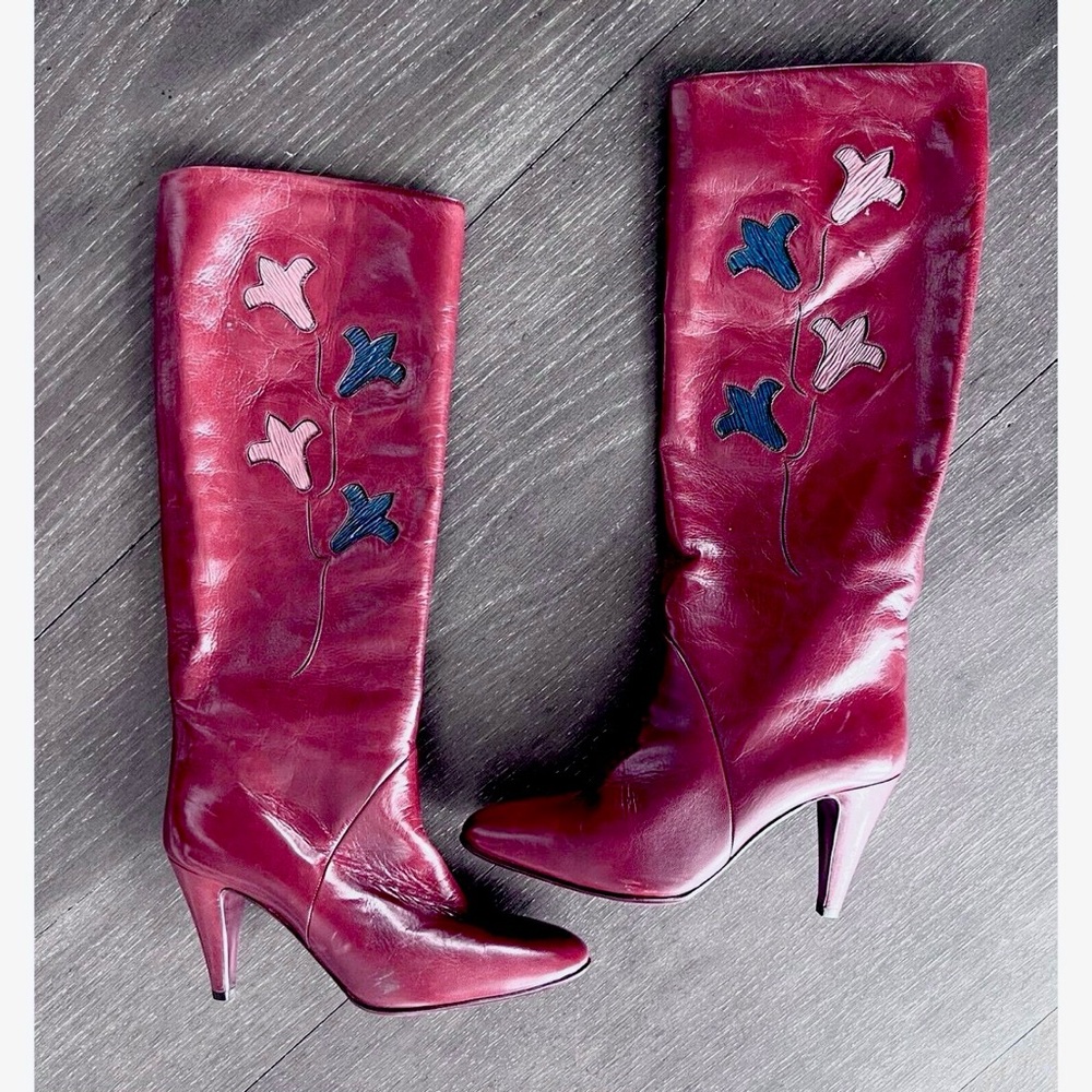 Incredibly RARE Vintage 70s Bruno Magli Glossy Deep Burgundy Red Boots - Size 8